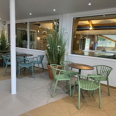 הוילה סאות' סרני Waters Edge, Hoburne Cotswolds מראה חיצוני תמונה